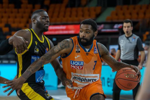 中面对更多 中面对更多