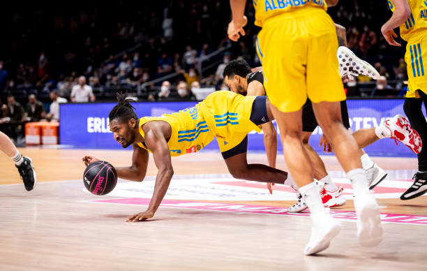 来激发观众 来激发观众