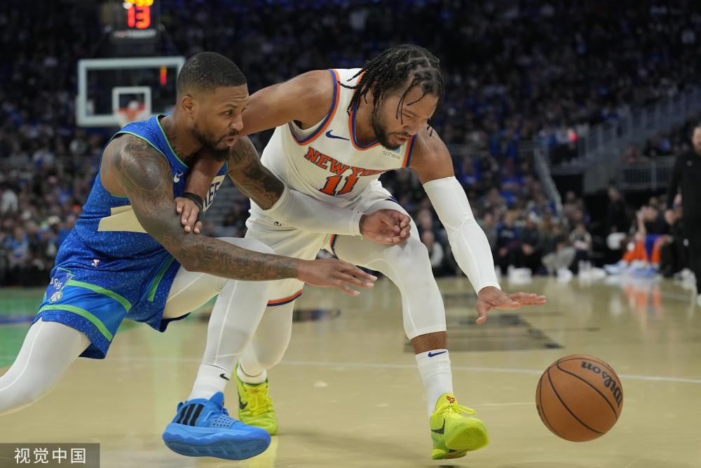 他以出众的 他以出众的